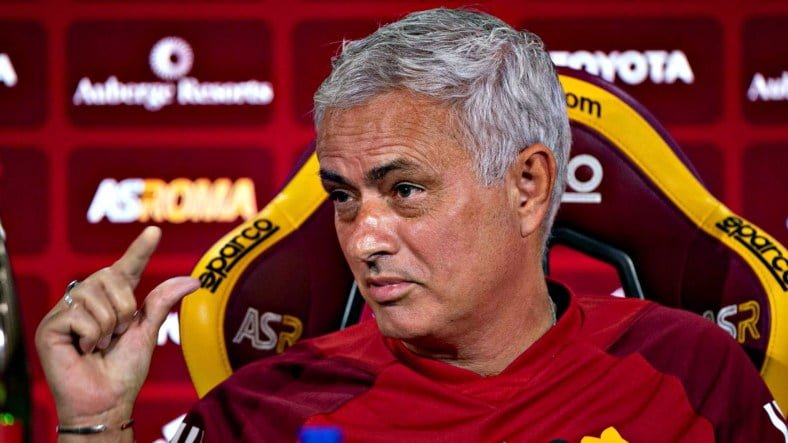 AS Roma :José Mourinho désabusé après la défaite au Genoa…