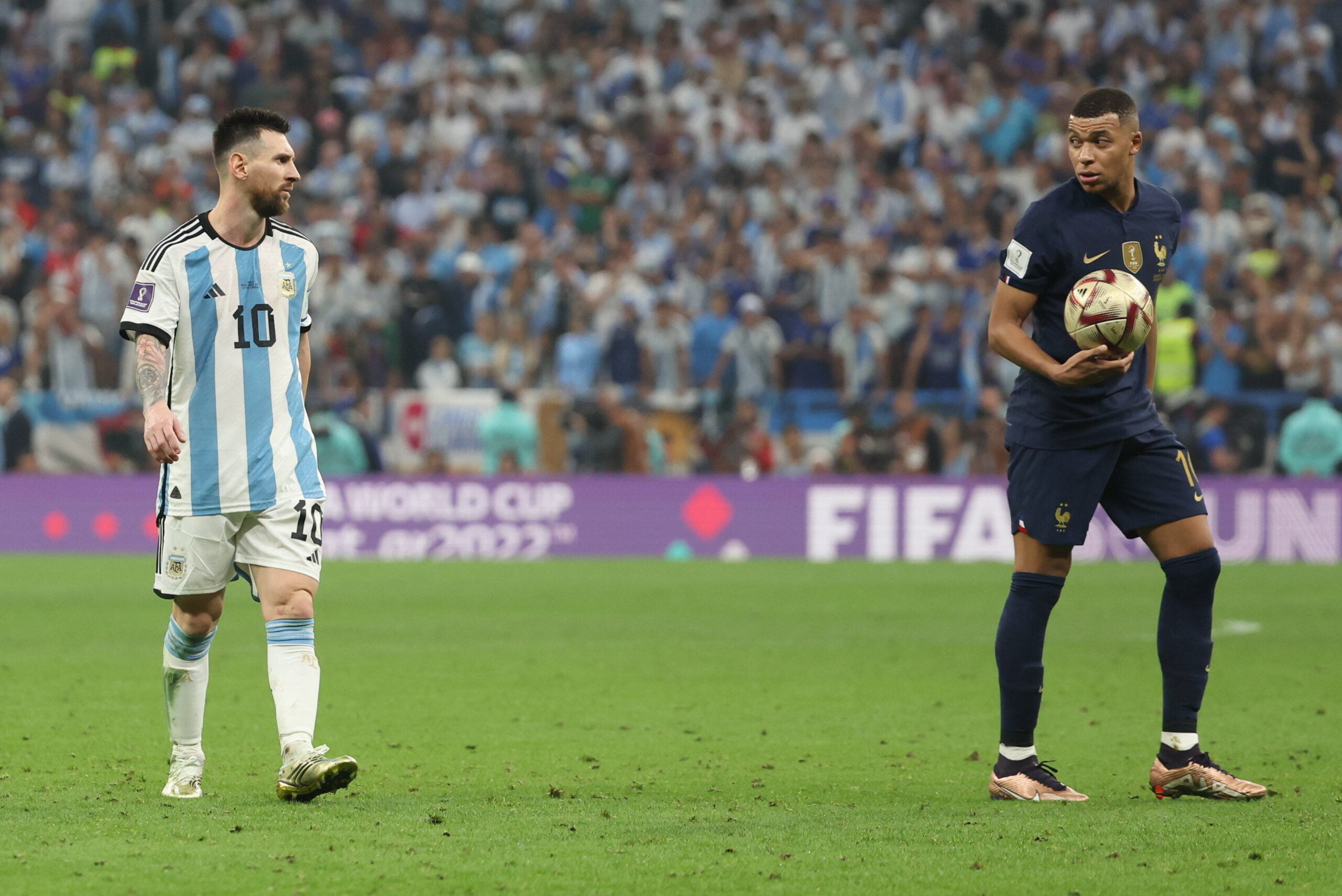 Ballon d’Or: Nasser Al-Khelaïfi fait son choix entre Messi et Mbappé