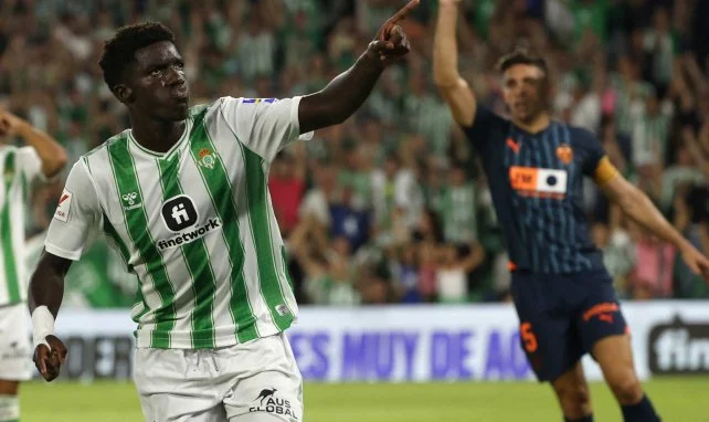 Real Betis : Manuel Pellegrini a tranché sur l’avenir d’Assane Diao en équipe première !