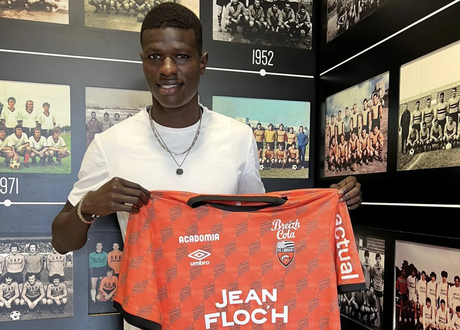 FC Lorient: Bassirou Ndiaye, la surprise du groupe face à Lyon