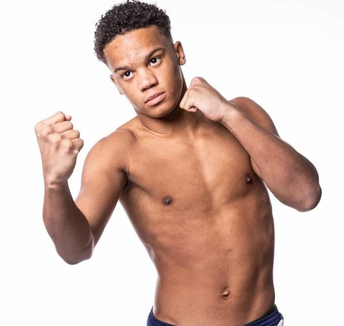 Kickboxing : à la découverte du  jeune Isakh Ndoye  » le prince »