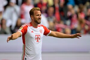 Bundesliga : Avec un Harry KANE époustouflant, le Bayern Munich surclasse Dortmund !