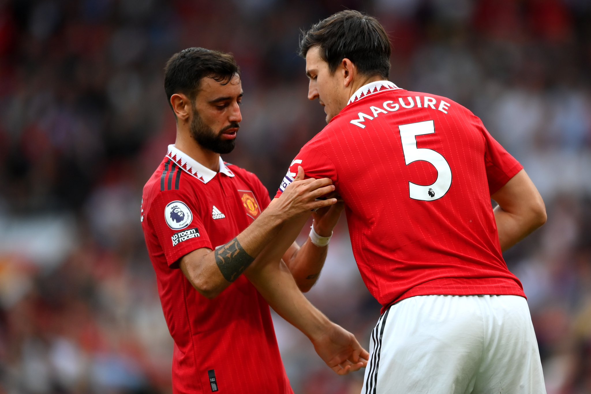 Manchester United : Sortie fracassante de Bruno Fernandes sur  Harry Maguire !