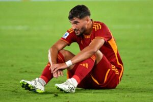 AS Roma : José Mourinho explique l’absence de  Aouar contre Lazio
