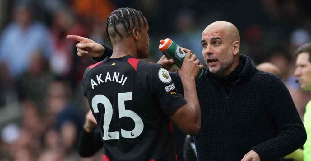 Man City : Pep Guardiola magnifie le travail d’Akanji