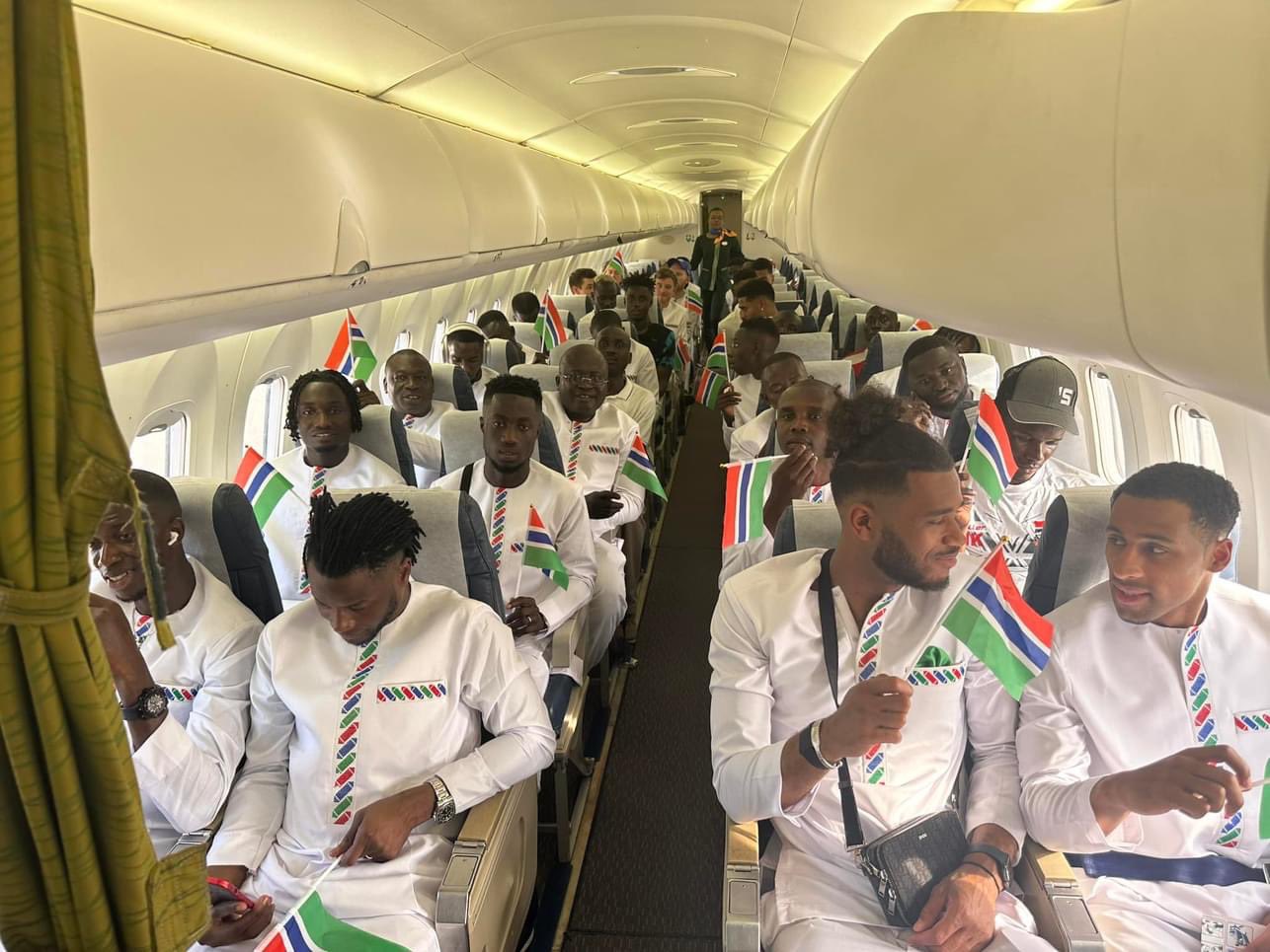 Can 2023: Un Incident inquiétant est arrivé aux joueurs gambiens en plein vol vers la Côte d’Ivoire