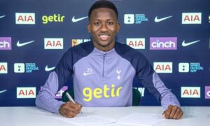 Tottenham: Pape Matar Sarr prolonge