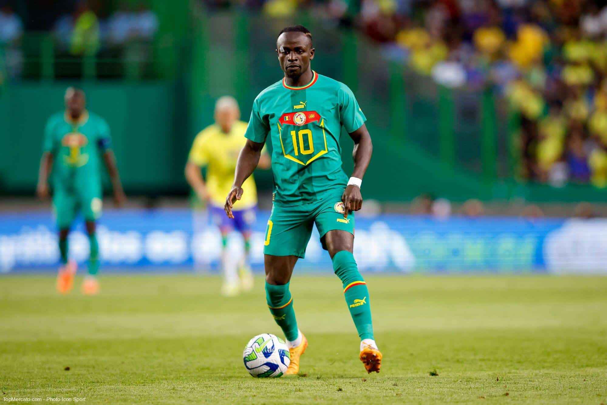 Mercato: L’agent de Sadio Mané réagit aux rumeurs de départ