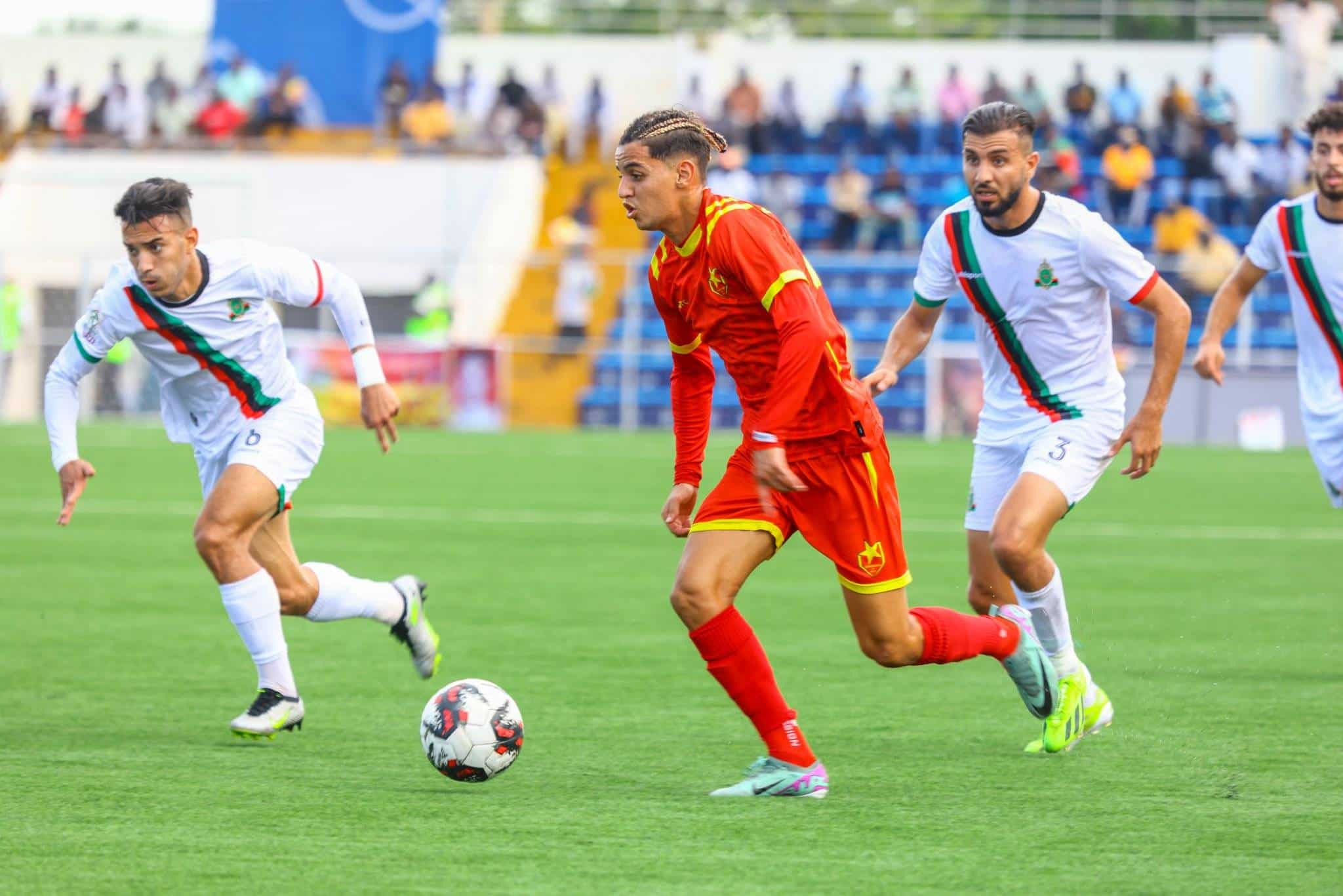 L’AS FAR du Maroc en difficulté face à El-Merreikh : tout se joue aux penalties