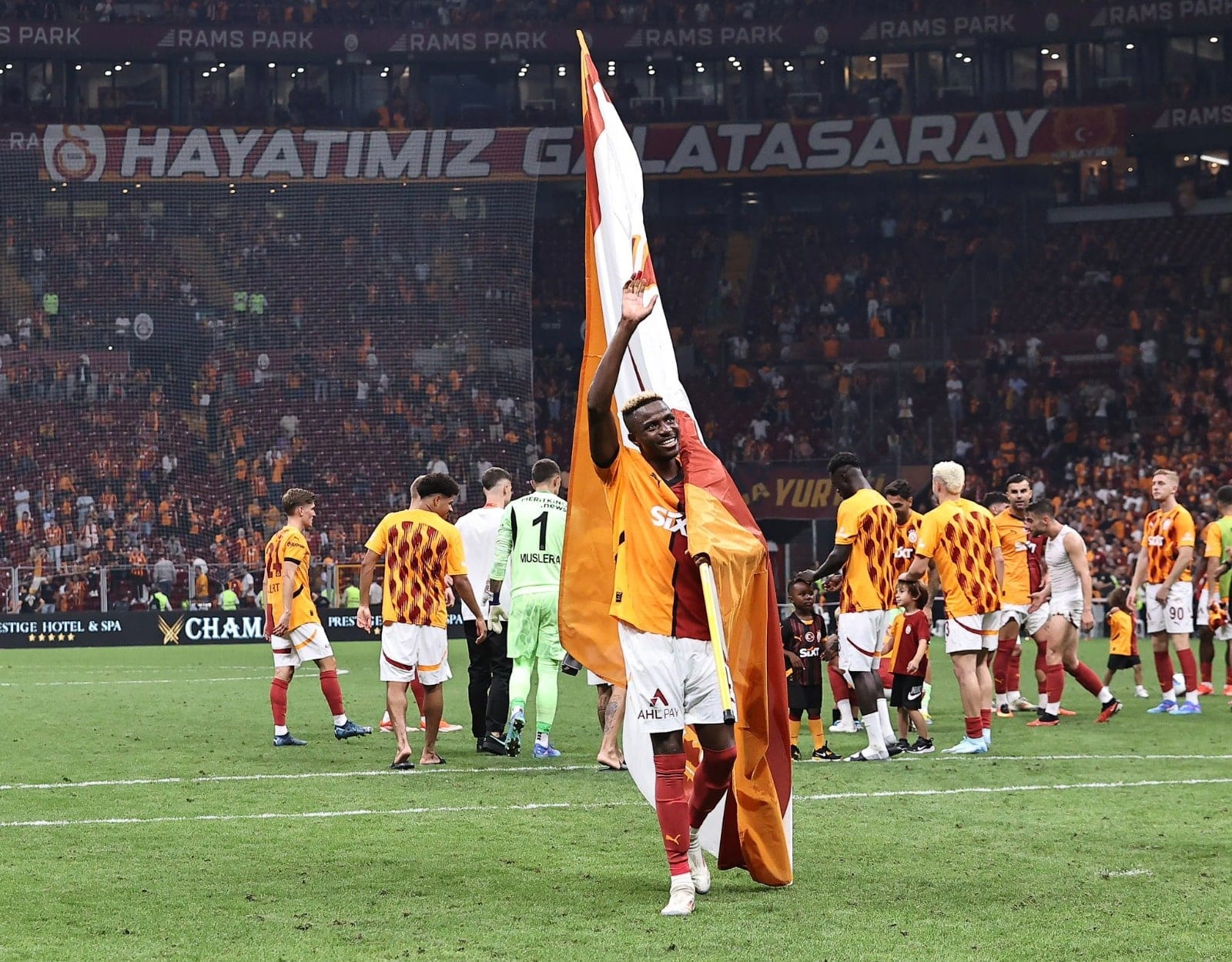 Victor Osimhen : un début historique à Galatasaray