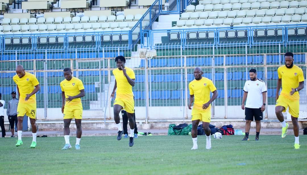 Algérie-Togo : Pourquoi les Éperviers redoutent-ils l’affrontement ?