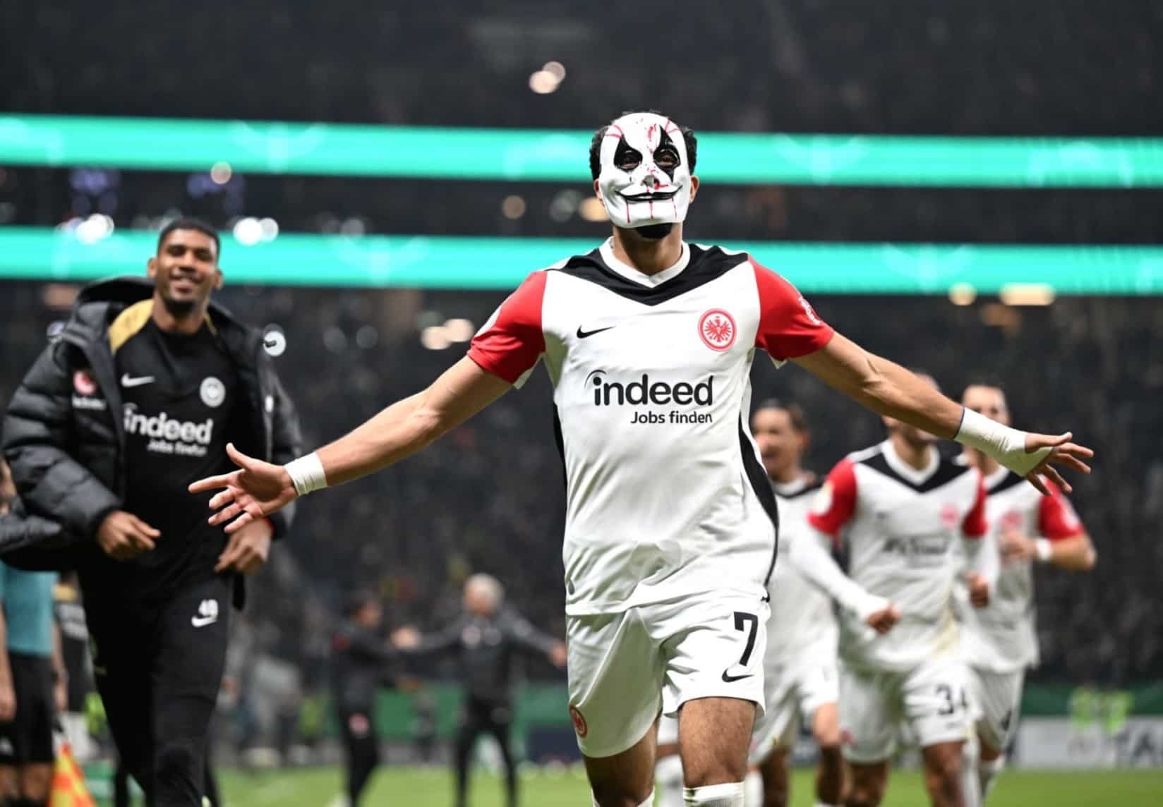 La performance d’Omar Marmoush propulse l’Eintracht Frankfurt au prochain tour