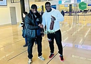 Les lutteurs sénégalais se tournent vers le MMA : des inquiétudes pour leur sécurité