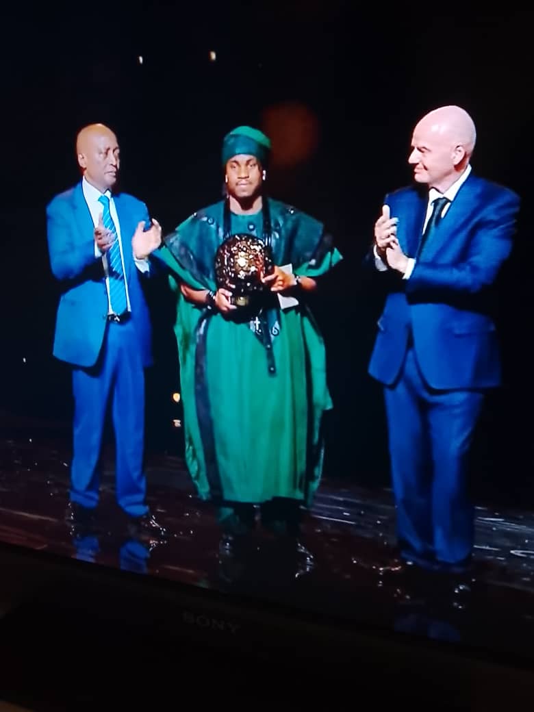 Ademola Lookman : élu meilleur joueur africain de l’année par la CAF