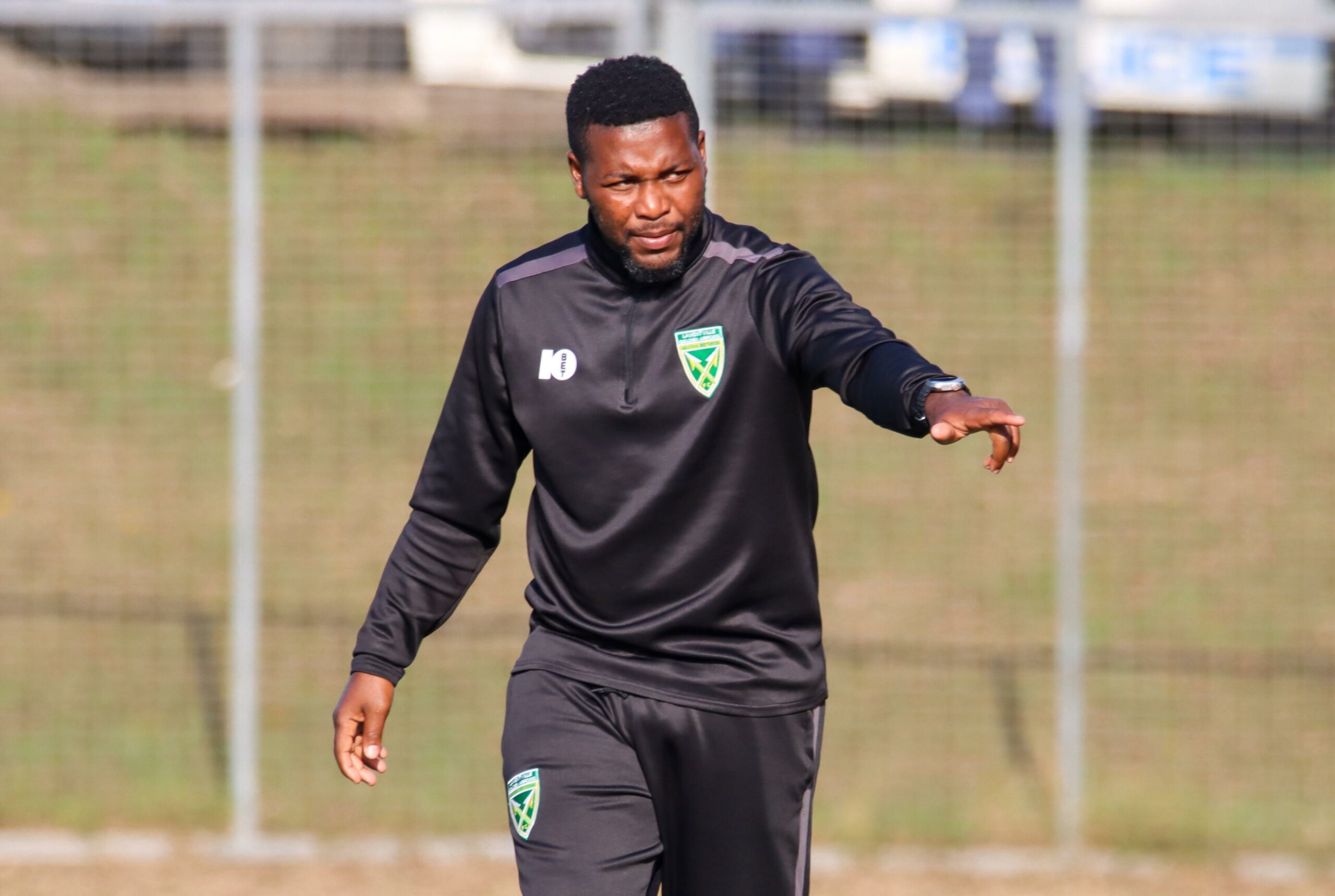 Afrique du Sud : Mabhuti Khenyeza quitte son poste d’entraîneur à cause de tensions…