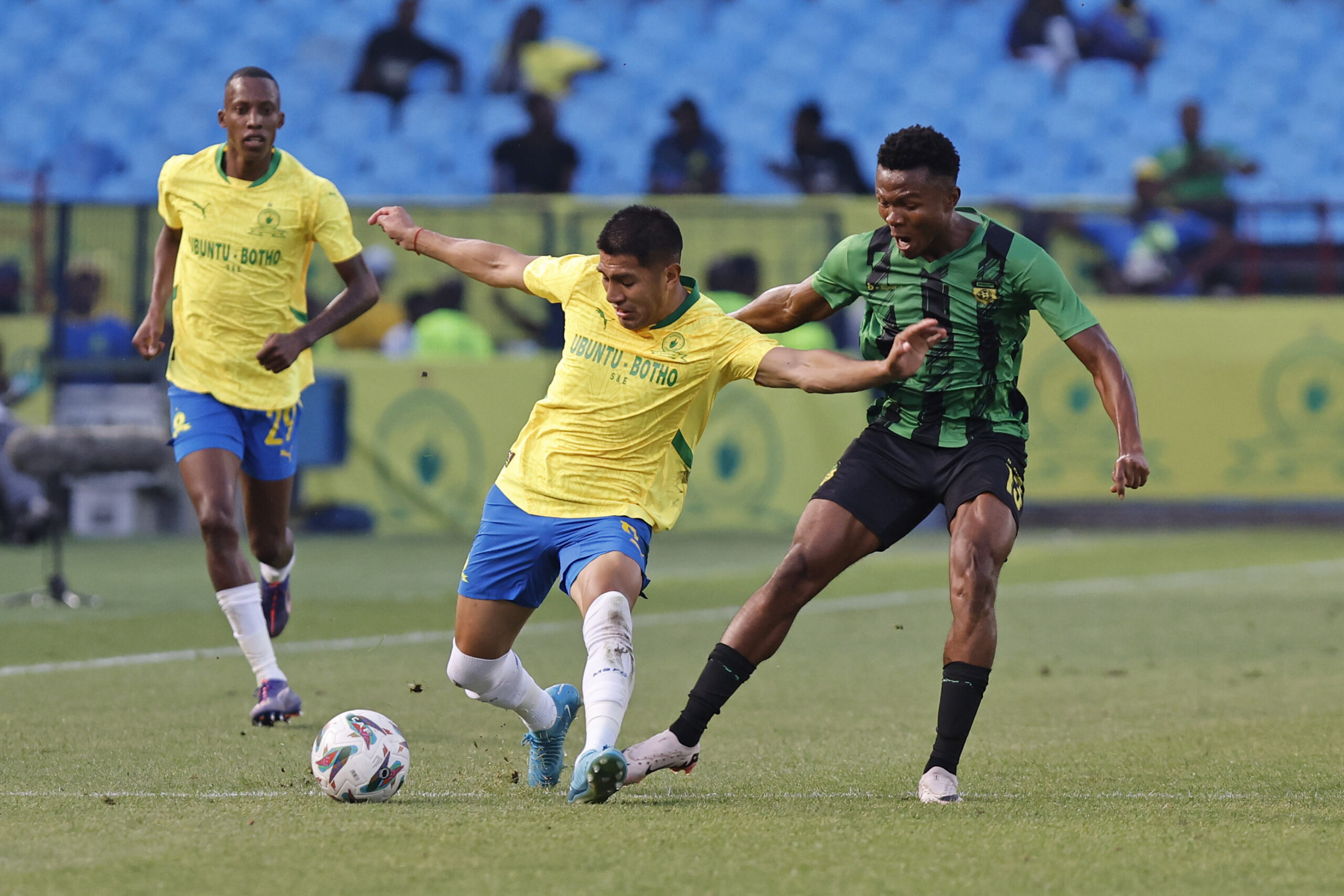 Afrique du Sud : Mngqithi annonce un match captivant contre l’AS FAR