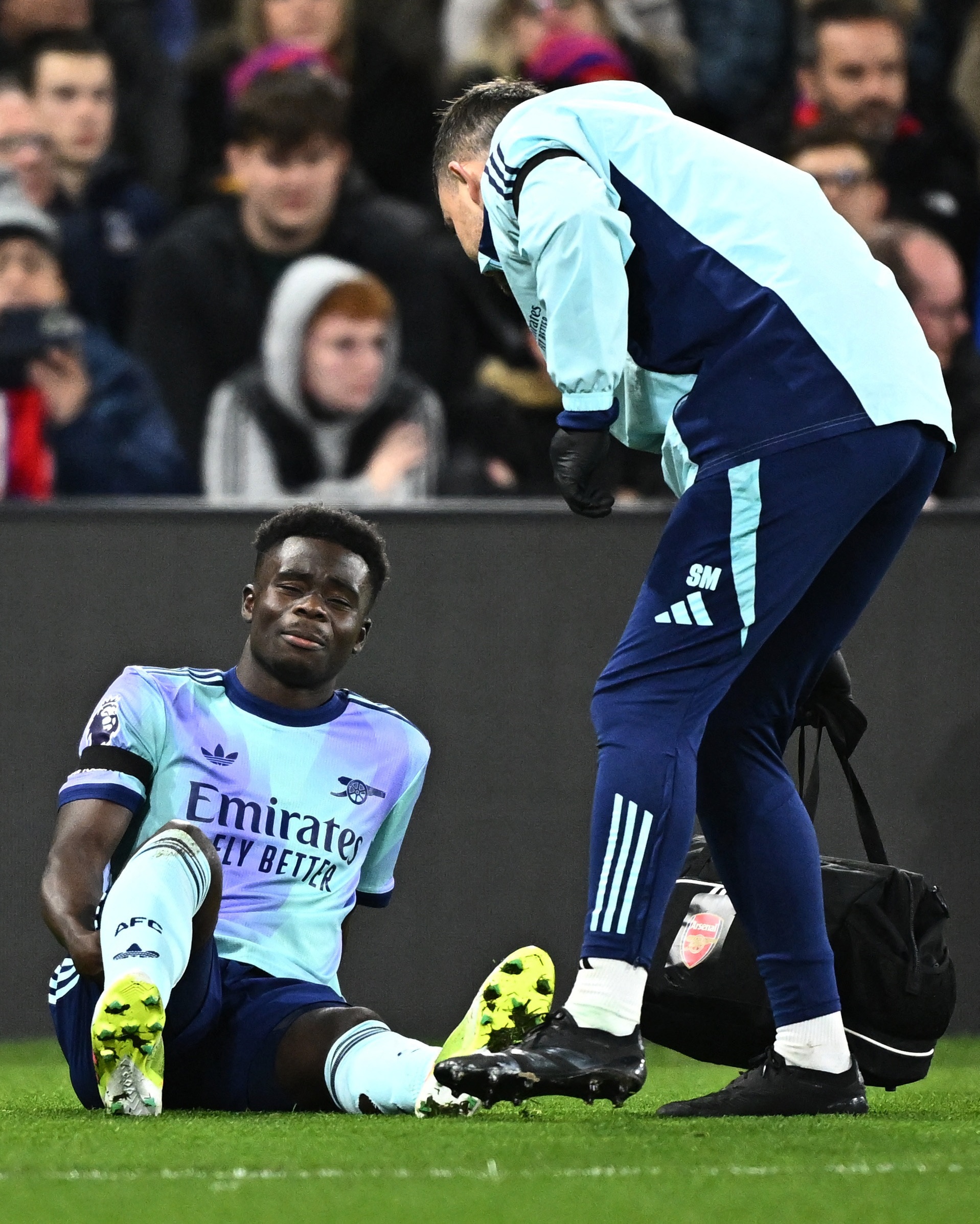 Angleterre : Inquiétudes pour Arsenal après la blessure de Bukayo Saka