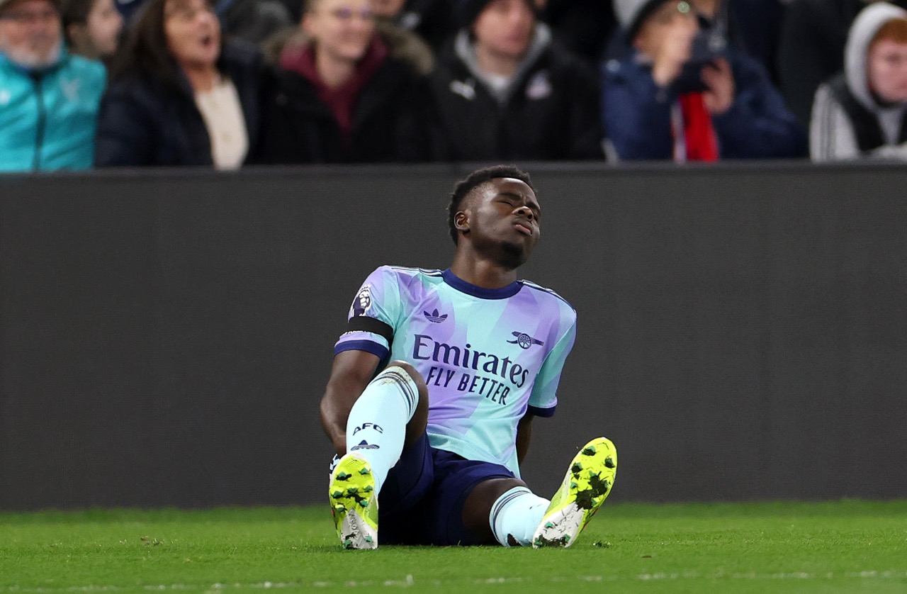 Angleterre : Les défis d’Arsenal après la blessure de Saka