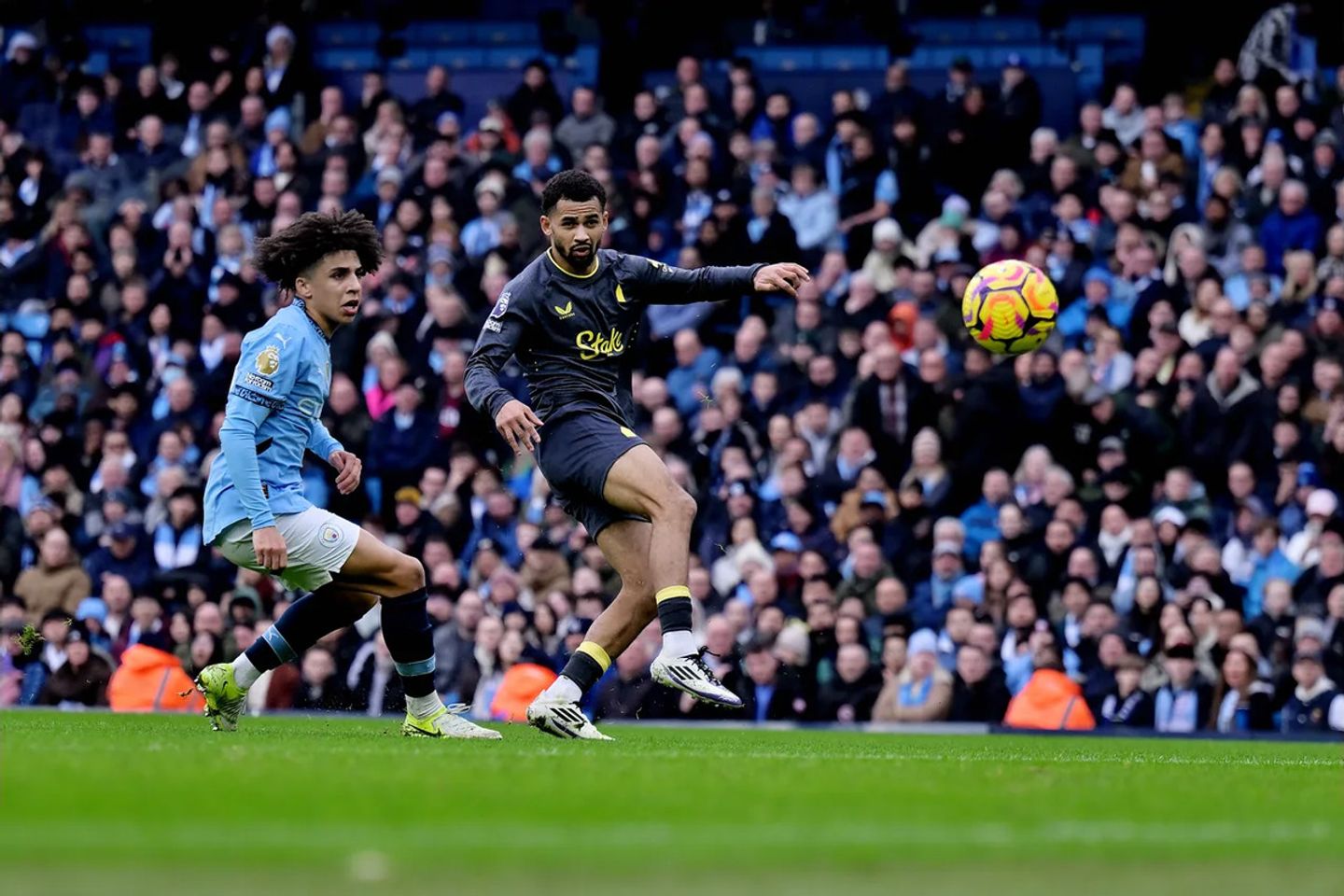 Angleterre : Manchester City et Everton se neutralisent…