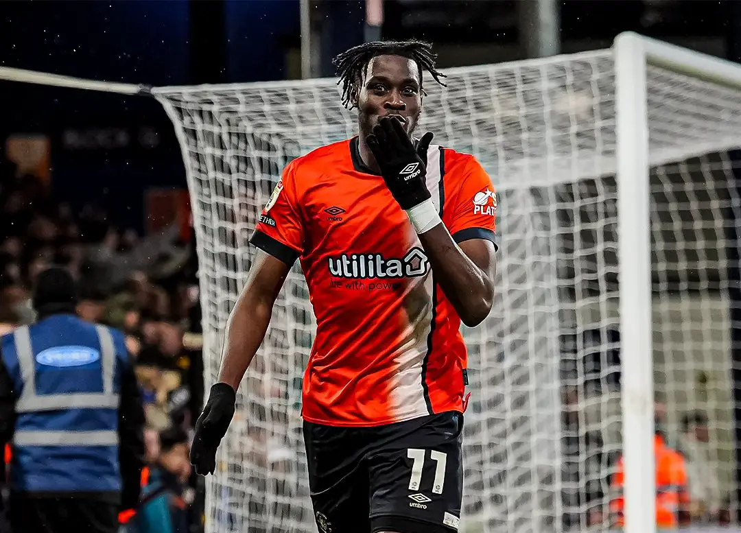 Championnat d’Angleterre : Adebayo marque pour Luton contre Swansea