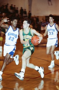 Comparaison intrigante entre deux talents émergents au basketball