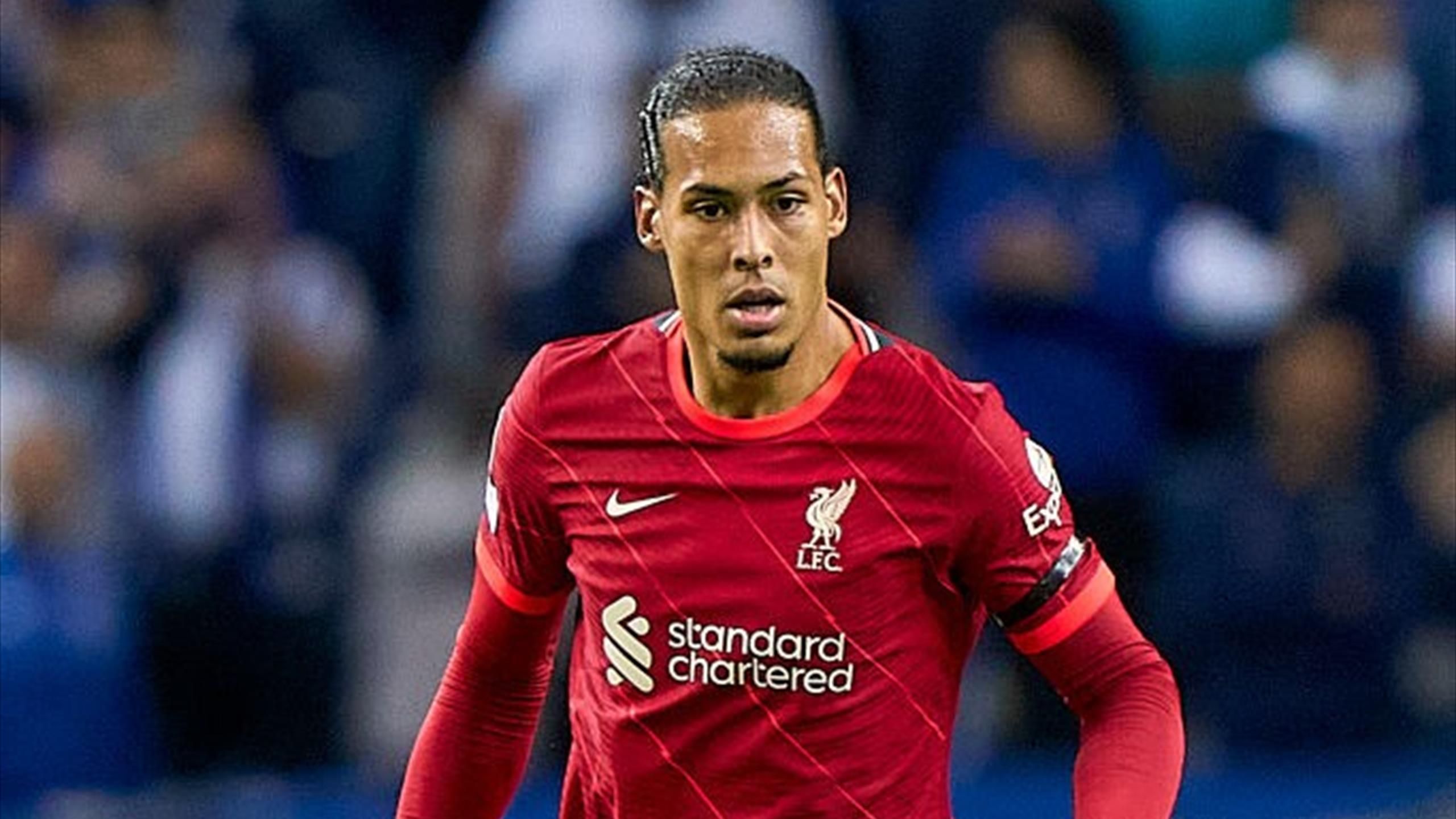Le défenseur de Liverpool identifie Chelsea comme principal rival au titre