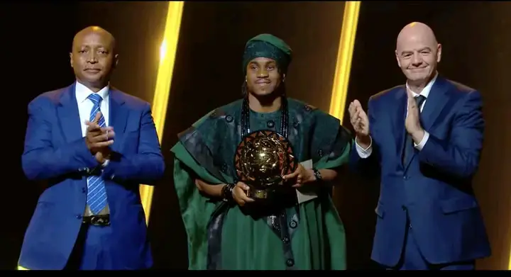 Le président nigérian félicite les lauréats des CAF Awards