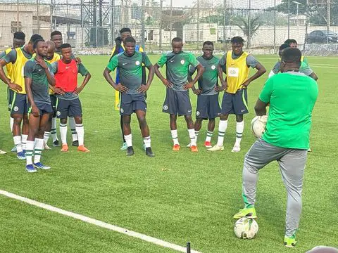 Nigeria : Des arbitres marocains désignés pour le choc Nigeria-Ghana