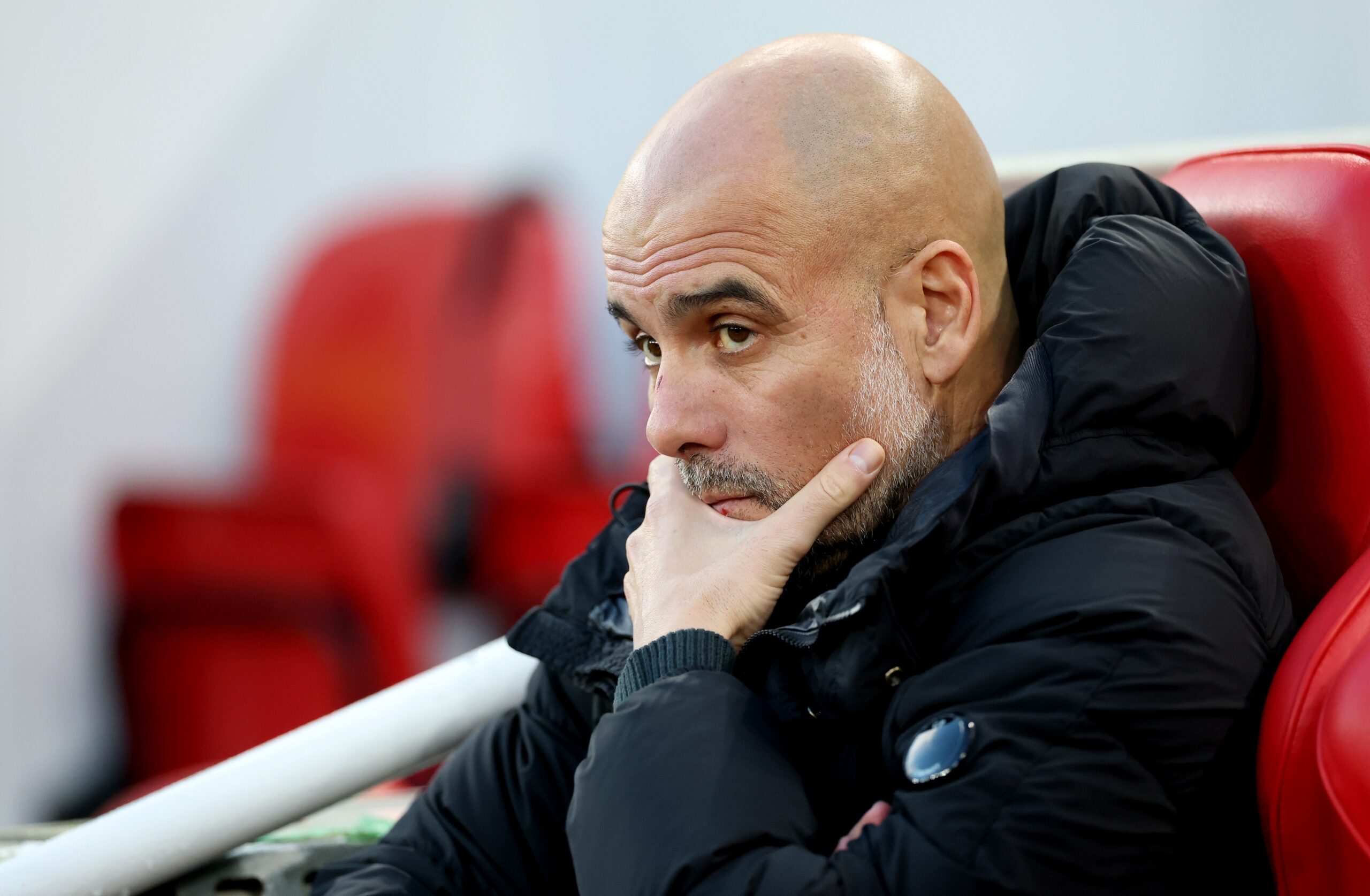 Pep Guardiola sous le choc : la saison de Manchester City prend un tournant inattendu