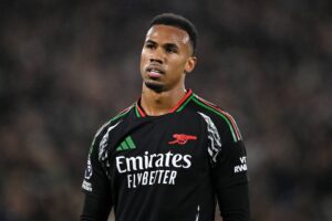 Royaume-Uni : Arsenal face à des incertitudes défensives avant Fulham