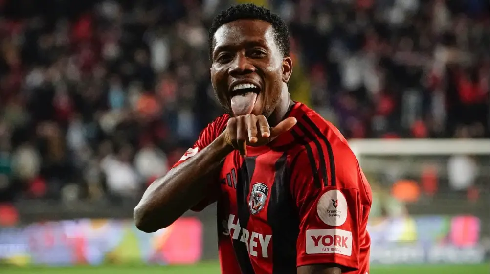 Turquie : Mourinho salue l’exploit unique de David Okereke