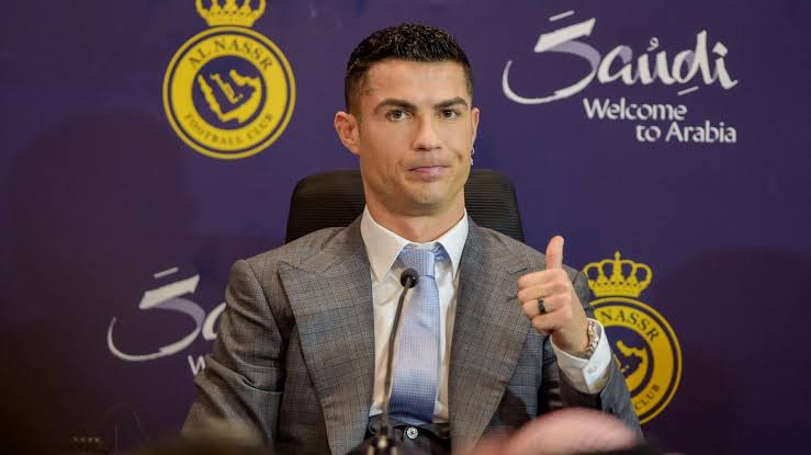 Un champion du monde français critique Ronaldo pour ses propos sur la Ligue 1