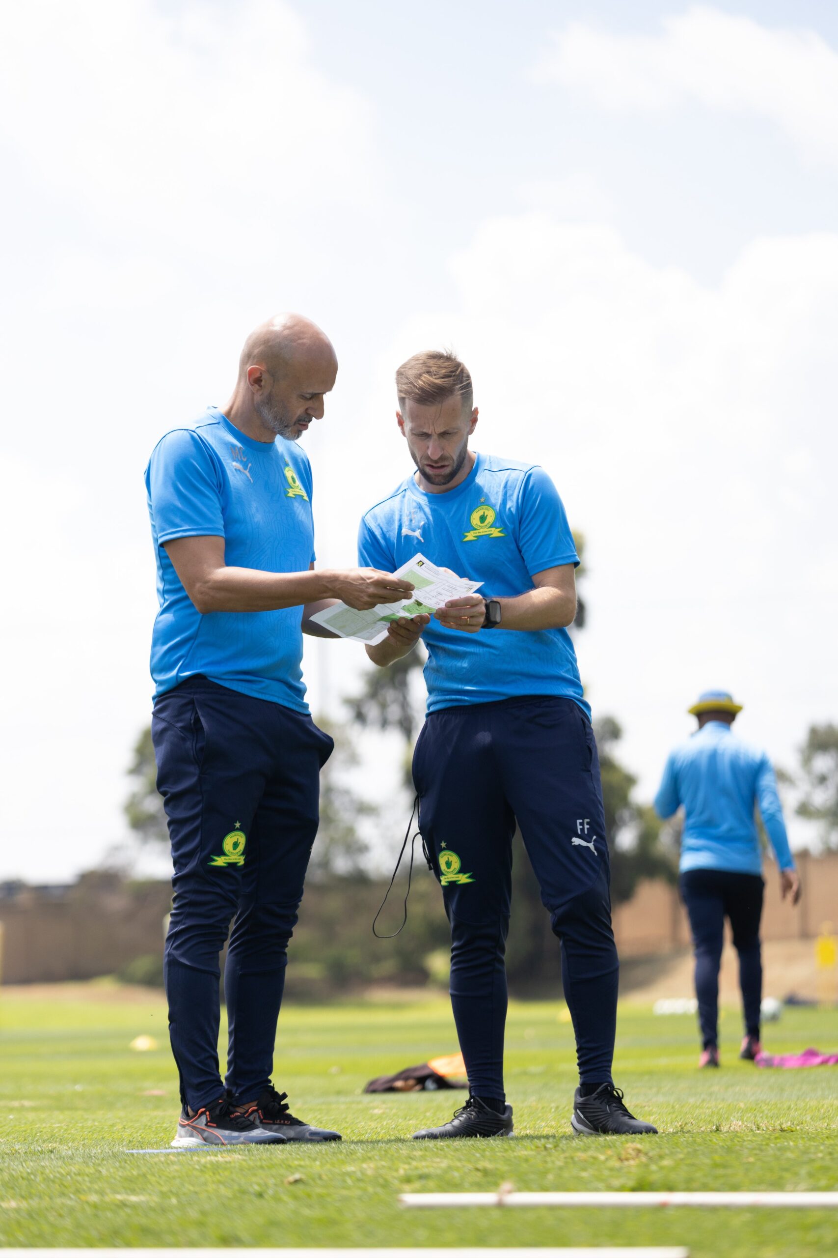 Afrique du Sud : L’entraîneur de Mamelodi Sundowns réagit à une possible élimination précoce en Ligue des champions