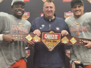 Aperçu très anticipé de la saison 2025 du football universitaire de l