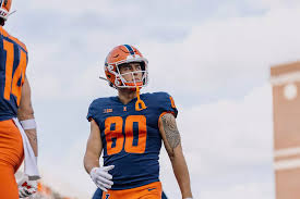 Aperçu très anticipé de la saison 2025 du football universitaire de l