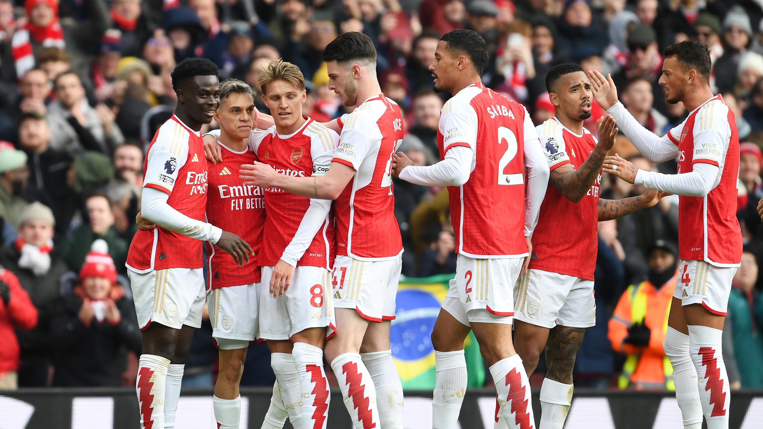 Arsenal doit chuter pour Girona selon l’entraîneur Michel