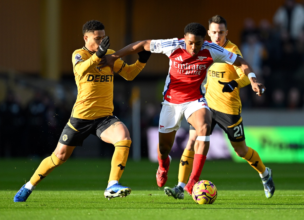 Arsenal va faire appel du carton rouge de Lewis-Skelly lors du match contre les Wolves