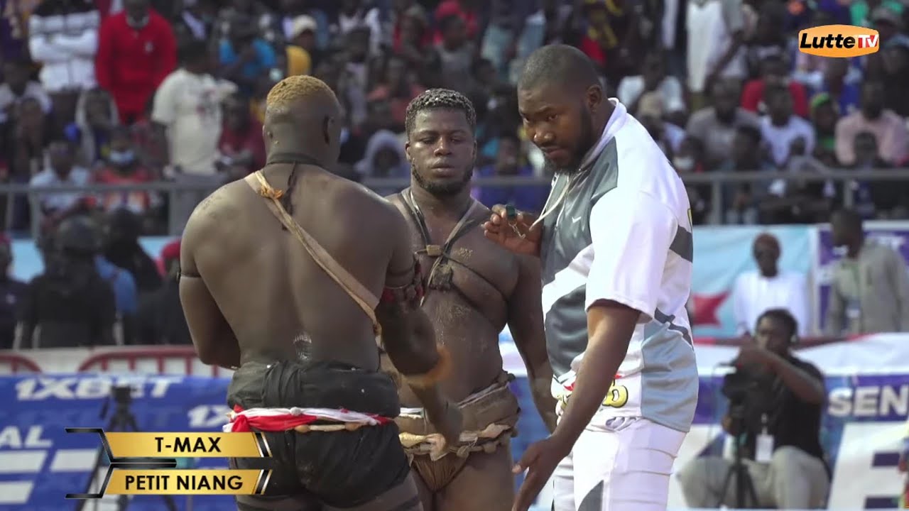 Combat intense entre Petit Niang et T-Max : un affrontement à ne pas manquer…
