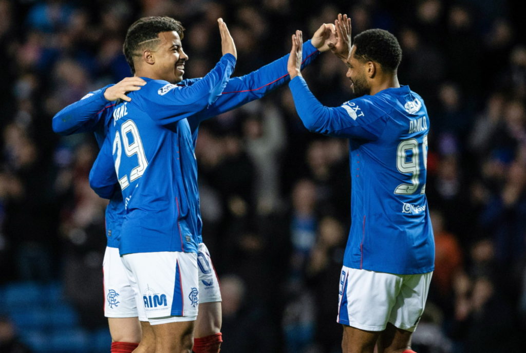 Ecosse : Victoire tardive des Rangers contre Aberdeen