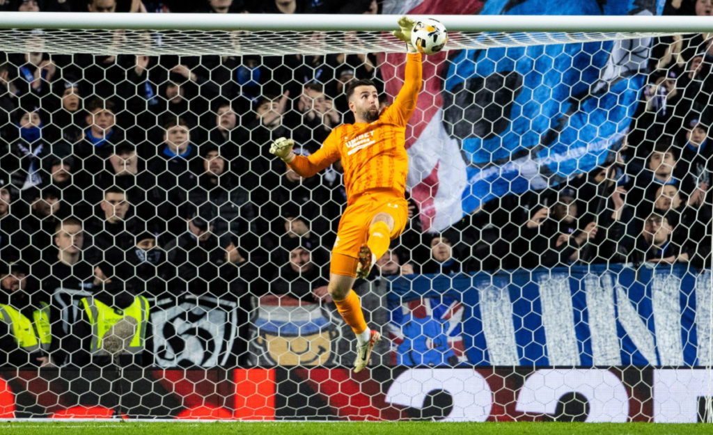 Ecosse : Victoire tardive des Rangers contre Aberdeen