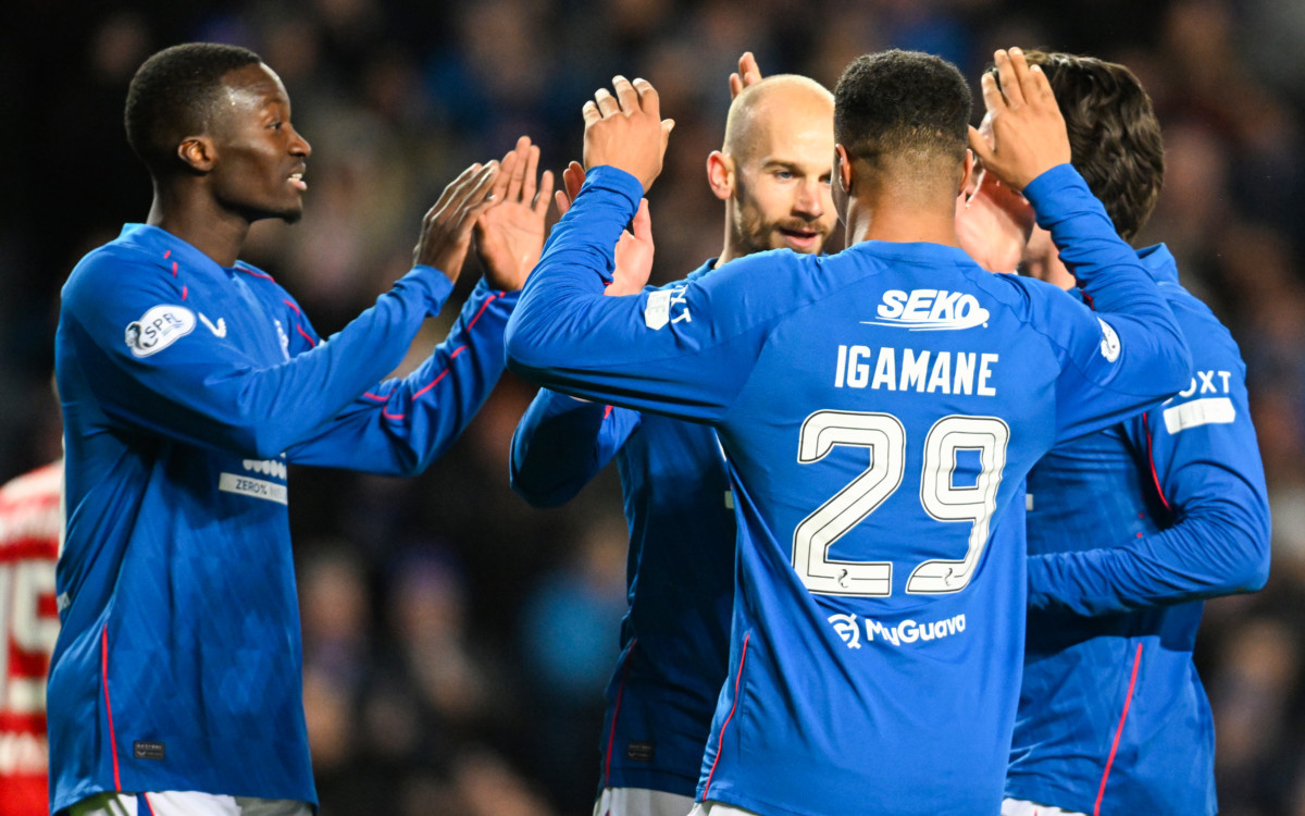 Ecosse : Victoire tardive des Rangers contre Aberdeen