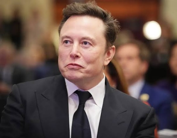 Elon Musk pourrait s’intéresser à l’achat d’un club de Premier League