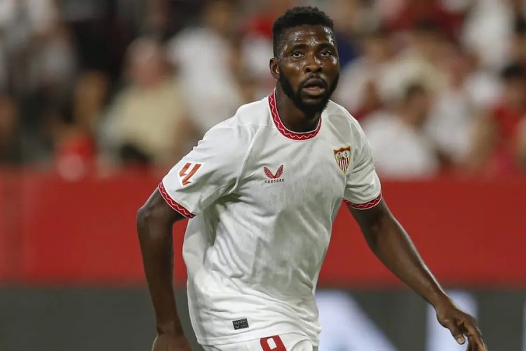 Espagne : Finidi George critique Séville pour son traitement de Kelechi Iheanacho