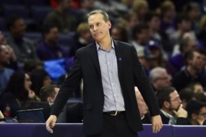 États-Unis : Derrick Rose honoré par les Chicago Bulls, témoignages émouvants