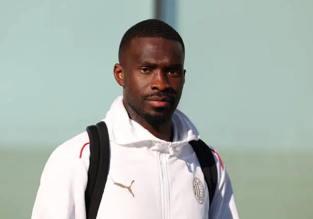Italie : Fikayo Tomori refuse une offre de la Juventus