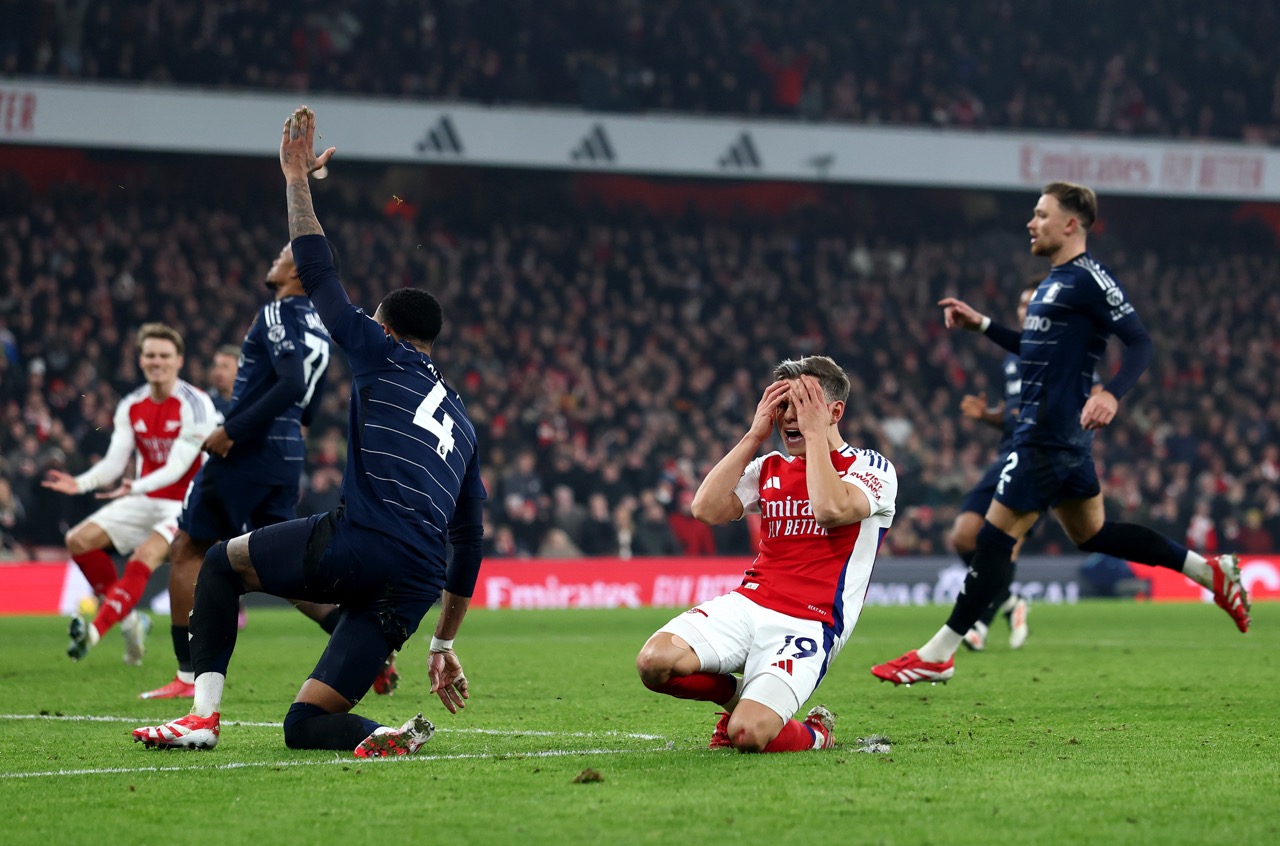 Les espoirs de titre d’Arsenal compromis après un match nul face à Aston Villa