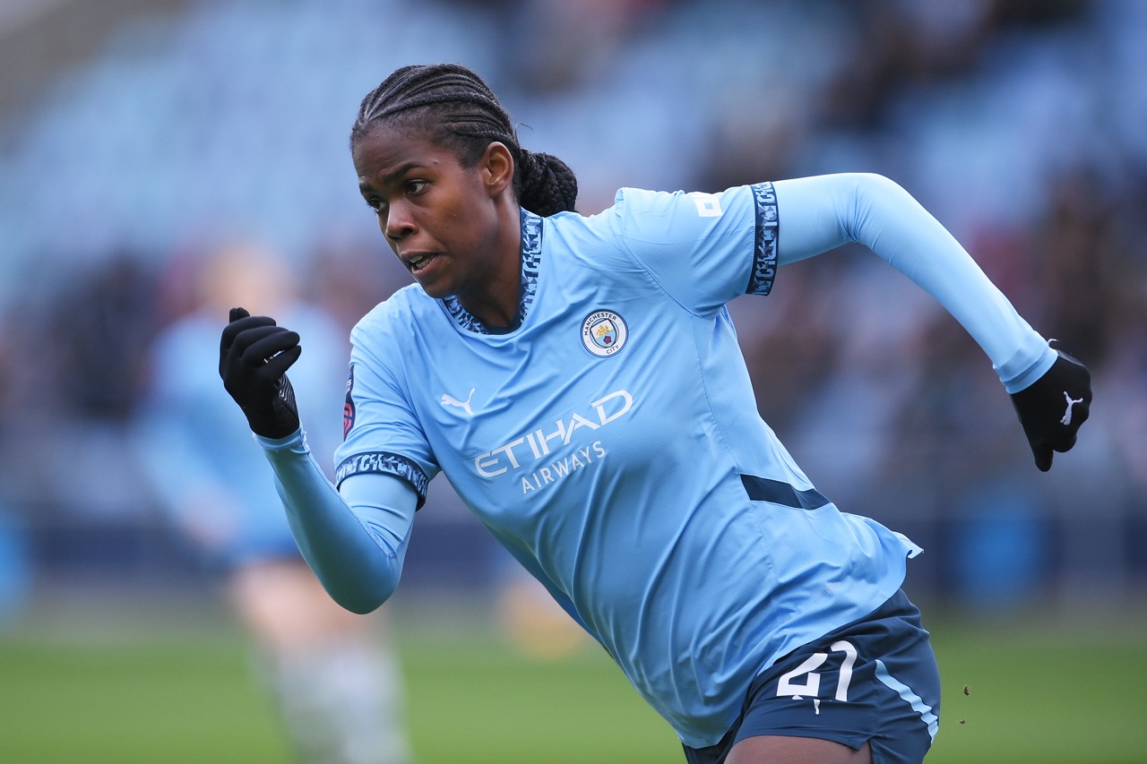 Manchester City : Bunny Shaw de retour à l’entraînement avant le match contre Aston Villa