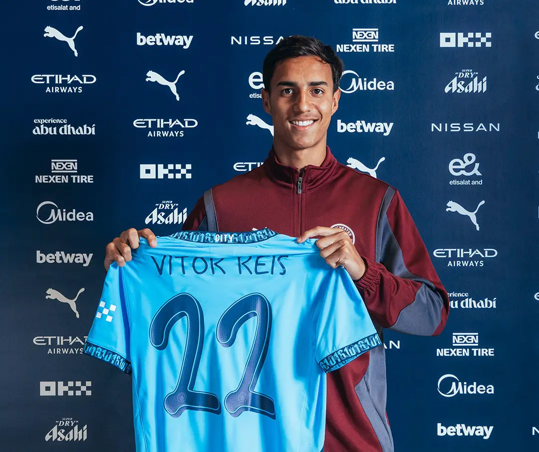 Manchester City recrute le défenseur brésilien Vitor Reis