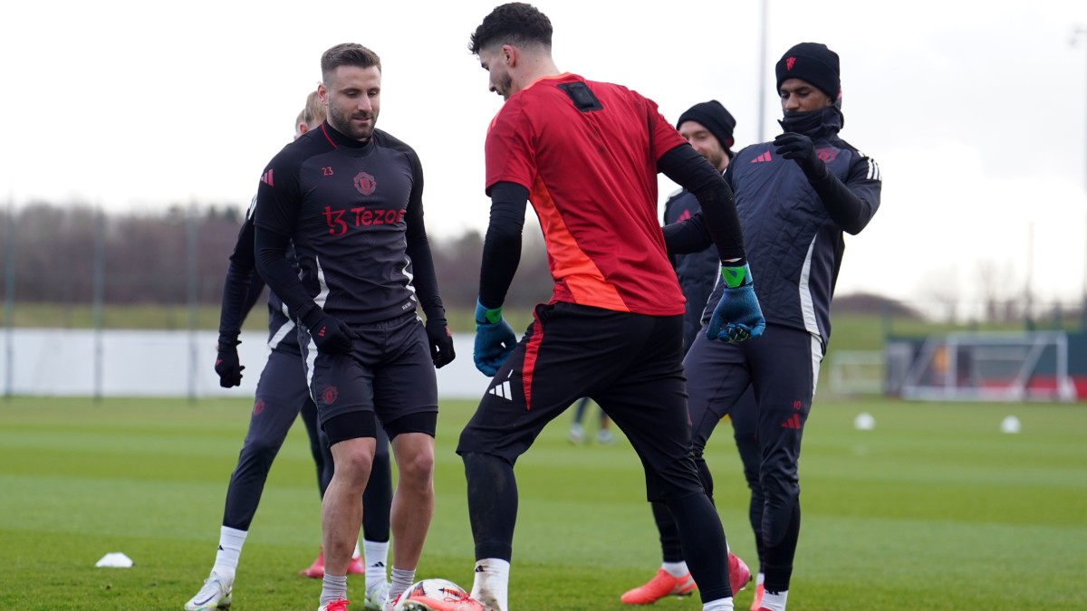 Marcus Rashford et Luke Shaw s’entraînent mais ne voyagent pas pour le match contre le FCSB