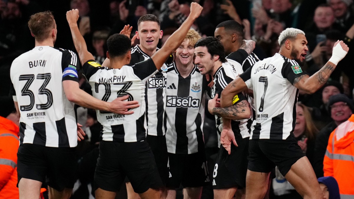 Newcastle se rapproche de la finale de la Carabao Cup après une victoire impressionnante contre Arsenal